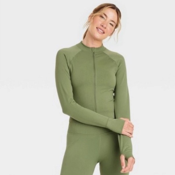 Flexible Knit Long Sleeve Tee - Picture 1 of 3